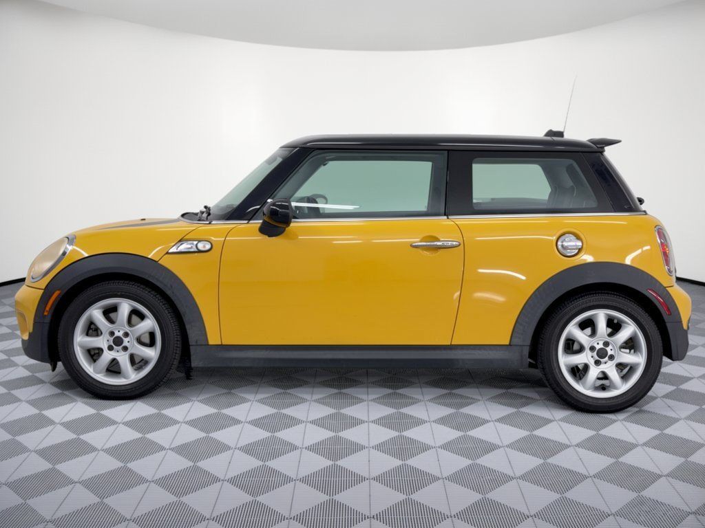 Used 2009 MINI Cooper S FWD image 2