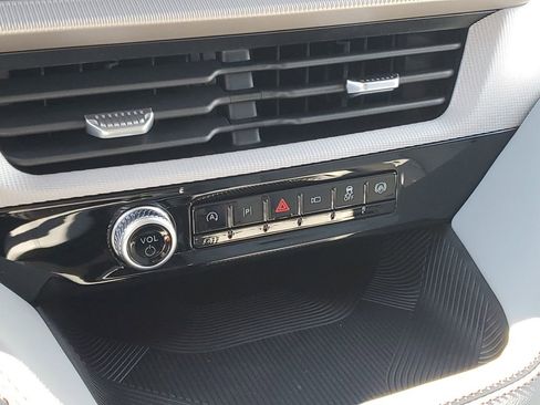 New 2026 Ford Explorer Active w/ Active Comfort Package image 18