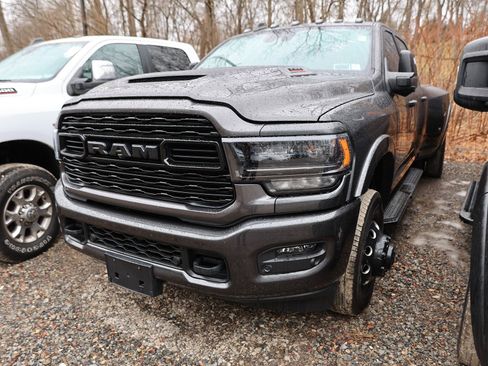 Used 2024 RAM 3500 Limited w/ Night Edition image 7