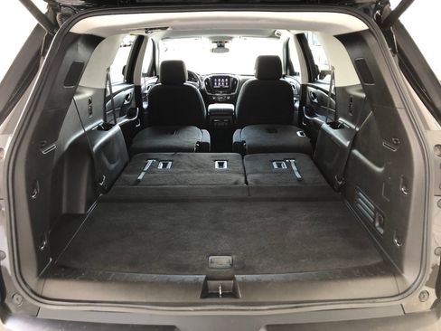 Used 2021 Chevrolet Traverse LT AWD/4WD image 10