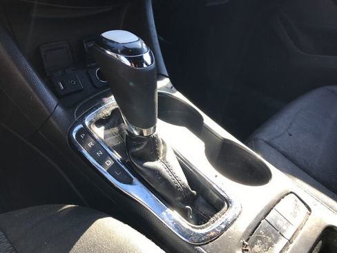 Used 2017 Chevrolet Cruze LT w/ RS Package image 7