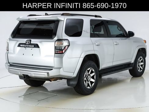 Used 2019 Toyota 4Runner TRD Off-Road AWD/4WD image 10