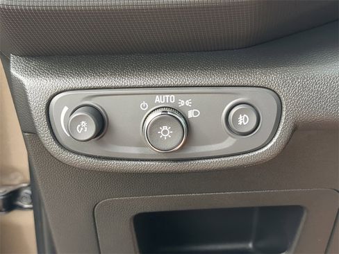 Used 2021 Chevrolet TrailBlazer ACTIV w/ Sun and Liftgate Package image 27