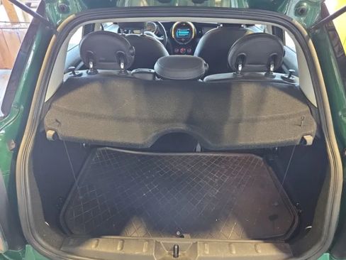 Used 2020 MINI Cooper 4-Door Hardtop w/ Storage Package FWD image 5