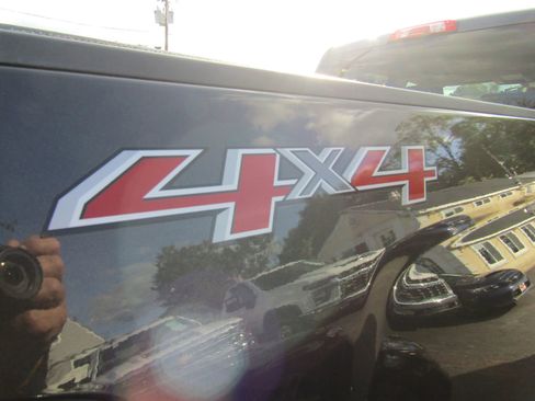 Used 2015 Chevrolet Silverado 2500 LT w/ LT Convenience Package image 10