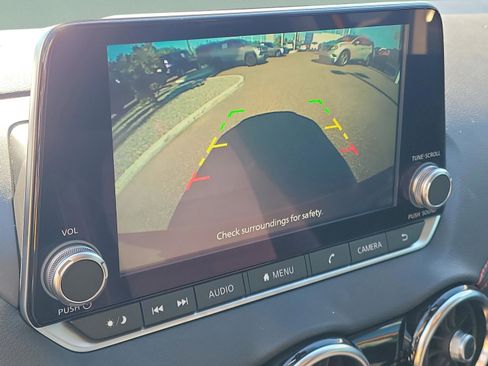 Certified 2025 Nissan Sentra SR image 27