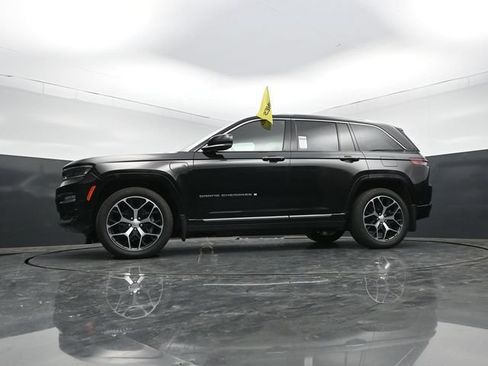 Used 2022 Jeep Grand Cherokee Summit AWD/4WD image 69