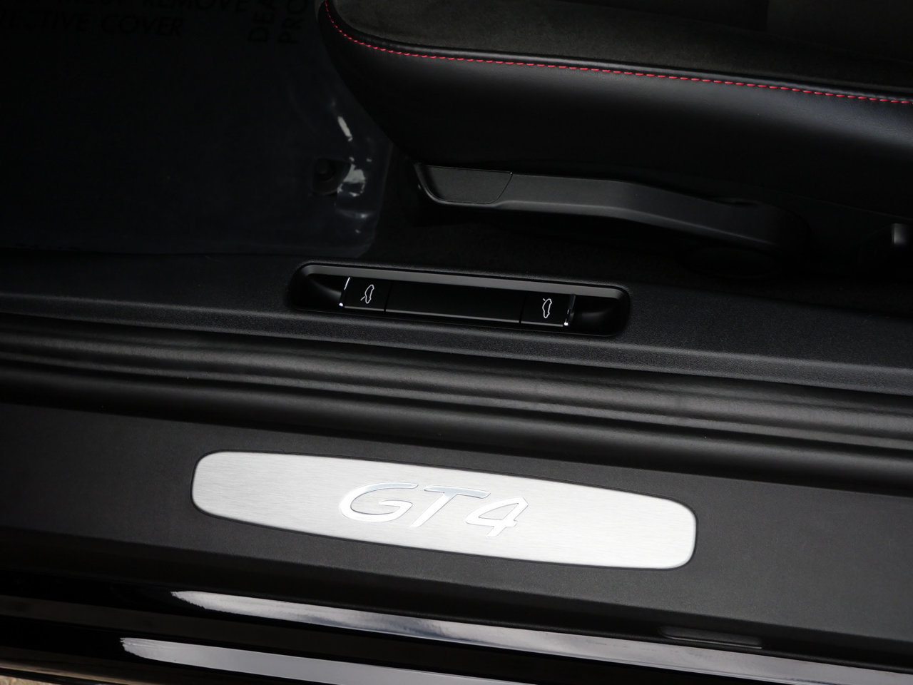 Used 2022 Porsche 718 Cayman GT4 RWD image 21