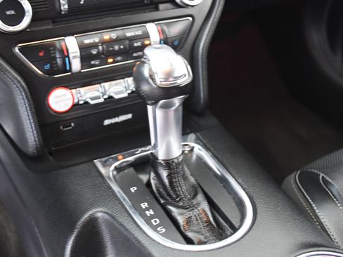 Used 2016 Ford Mustang Premium image 14