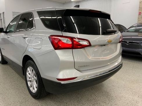 Used 2021 Chevrolet Equinox LT w/ Driver Convenience Package AWD/4WD image 40