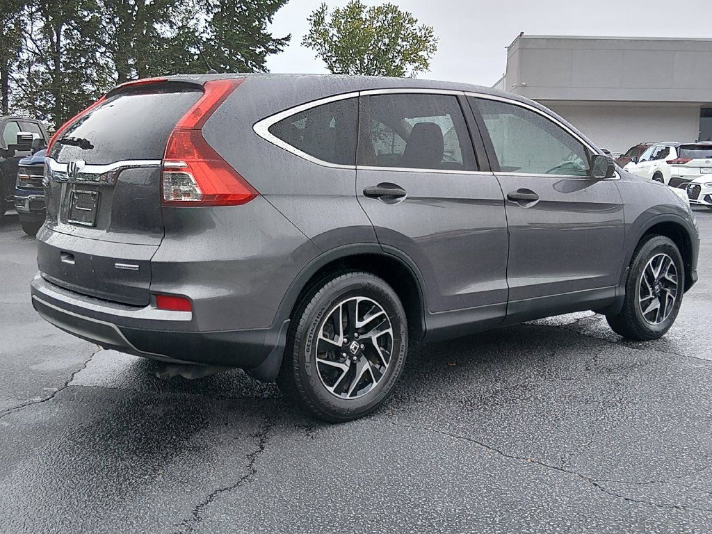 Used 2016 Honda CR-V SE image 4