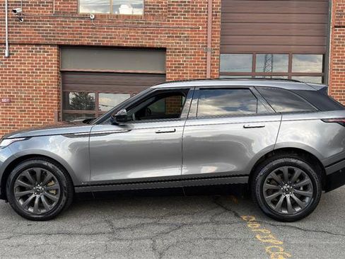 Used 2018 Land Rover Range Rover Velar R-Dynamic SE AWD/4WD image 7