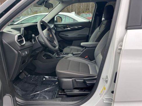 Used 2025 Chevrolet TrailBlazer LT image 21