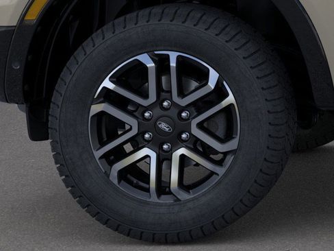 New 2025 Ford Ranger Lariat w/ FX4 Off-Road Package image 19