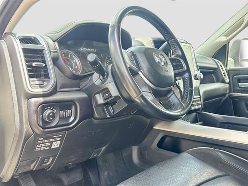 Used 2023 RAM 2500 Laramie AWD/4WD image 9