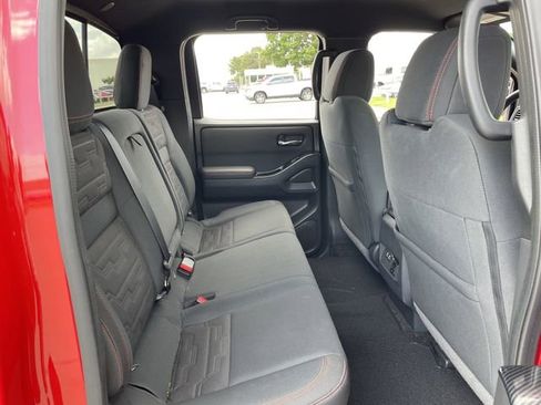 Used 2022 Nissan Frontier Pro-X RWD image 28