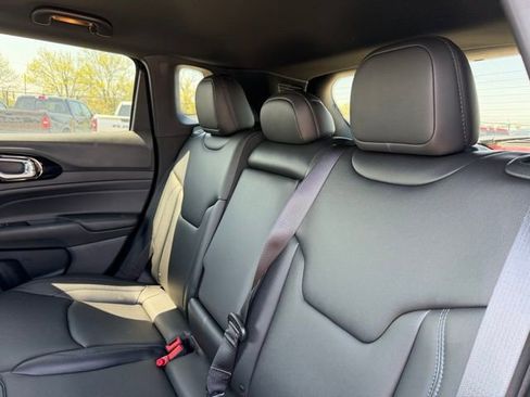 New 2026 Jeep Compass Limited AWD/4WD image 9