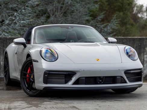 Certified 2022 Porsche 911 Targa 4 GTS image 6