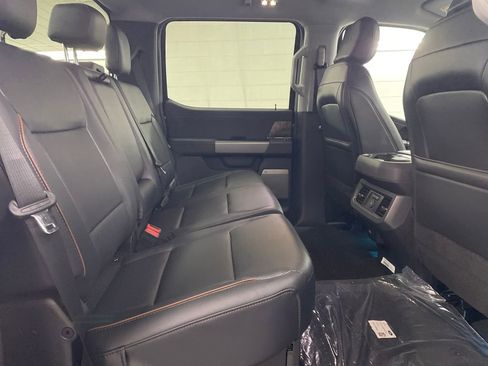 New 2026 Ford F250 Lariat w/ Chrome Package image 28