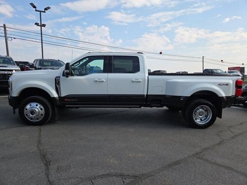 Used 2025 Ford F450 King Ranch w/ Camper Package image 3