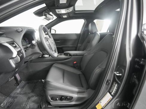 Certified 2026 Lexus UX 300h FWD w/ Accessory Package (Z1) image 9