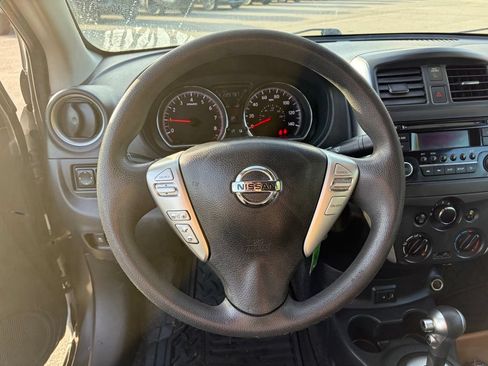 Used 2017 Nissan Versa SV FWD image 13