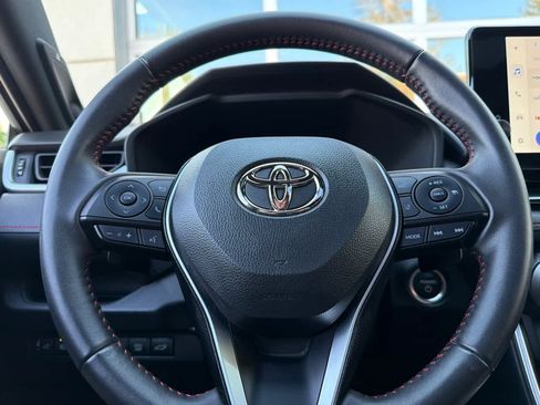 Used 2023 Toyota RAV4 XSE AWD/4WD image 25