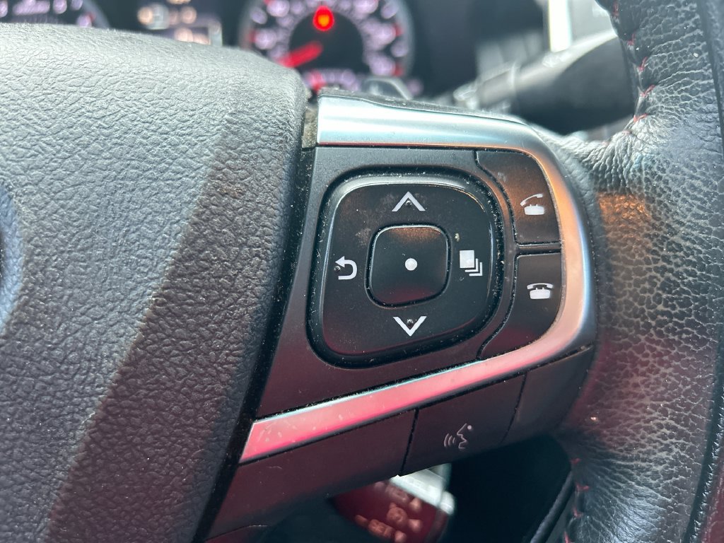 Used 2016 Toyota Camry SE FWD image 16
