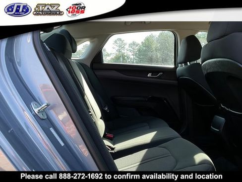 Used 2021 Kia K5 LXS image 13