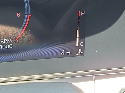 New 2025 Chevrolet Trax LT w/ Driver Confidence Package image 10