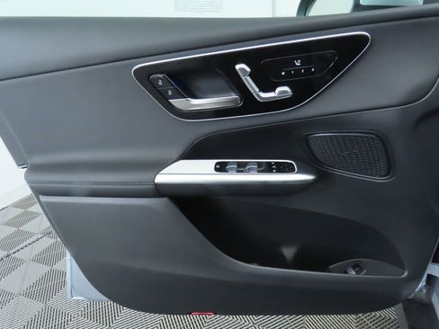 Certified 2025 Mercedes-Benz GLC 300 image 24