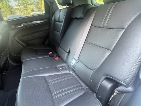 Used 2015 Kia Sorento LX AWD/4WD image 17
