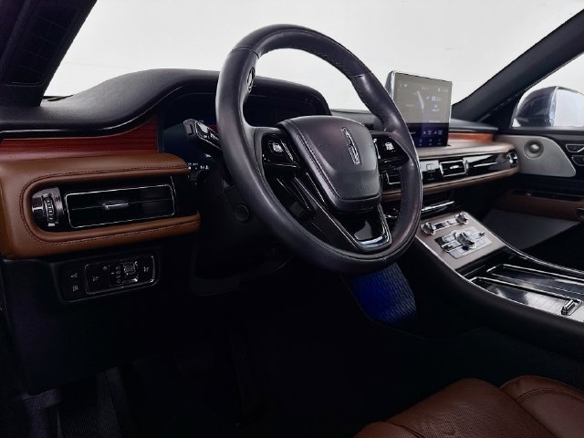 Used 2023 Lincoln Aviator Grand Touring w/ Equipment Group 301A AWD/4WD image 20