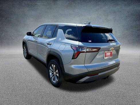 New 2026 Chevrolet Equinox LT image 7