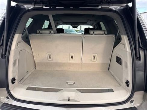 Certified 2025 Cadillac Escalade Sport Platinum w/ LPO, ONYX Package AWD/4WD image 35