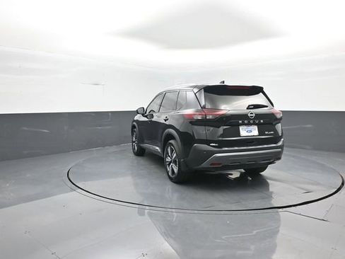 Used 2023 Nissan Rogue SL AWD/4WD image 5