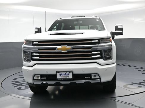 Used 2022 Chevrolet Silverado 2500 High Country AWD/4WD image 5
