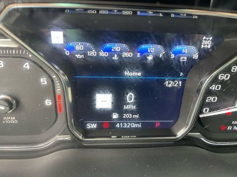 Used 2021 GMC Sierra 1500 Denali w/ Denali Ultimate Package AWD/4WD image 27