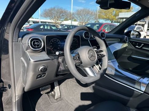 Used 2026 Mercedes-Benz GLC 300 image 18