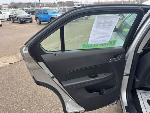 Used 2014 Chevrolet Equinox LS image 14