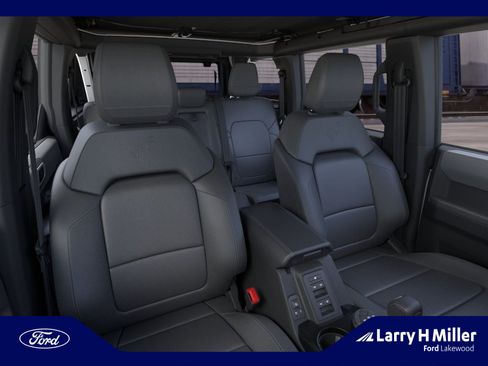 New 2026 Ford Bronco Big Bend w/ Black Diamond Package AWD/4WD image 10