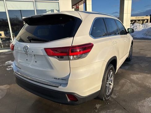 Used 2018 Toyota Highlander XLE image 7