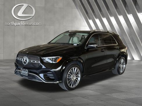 Used 2024 Mercedes-Benz GLE 350 4MATIC image 3