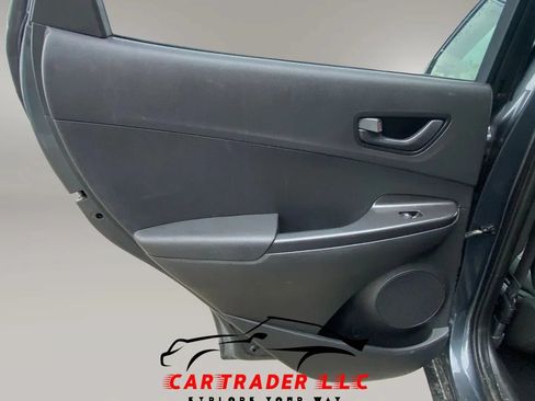 Used 2021 Hyundai Kona SEL FWD image 15
