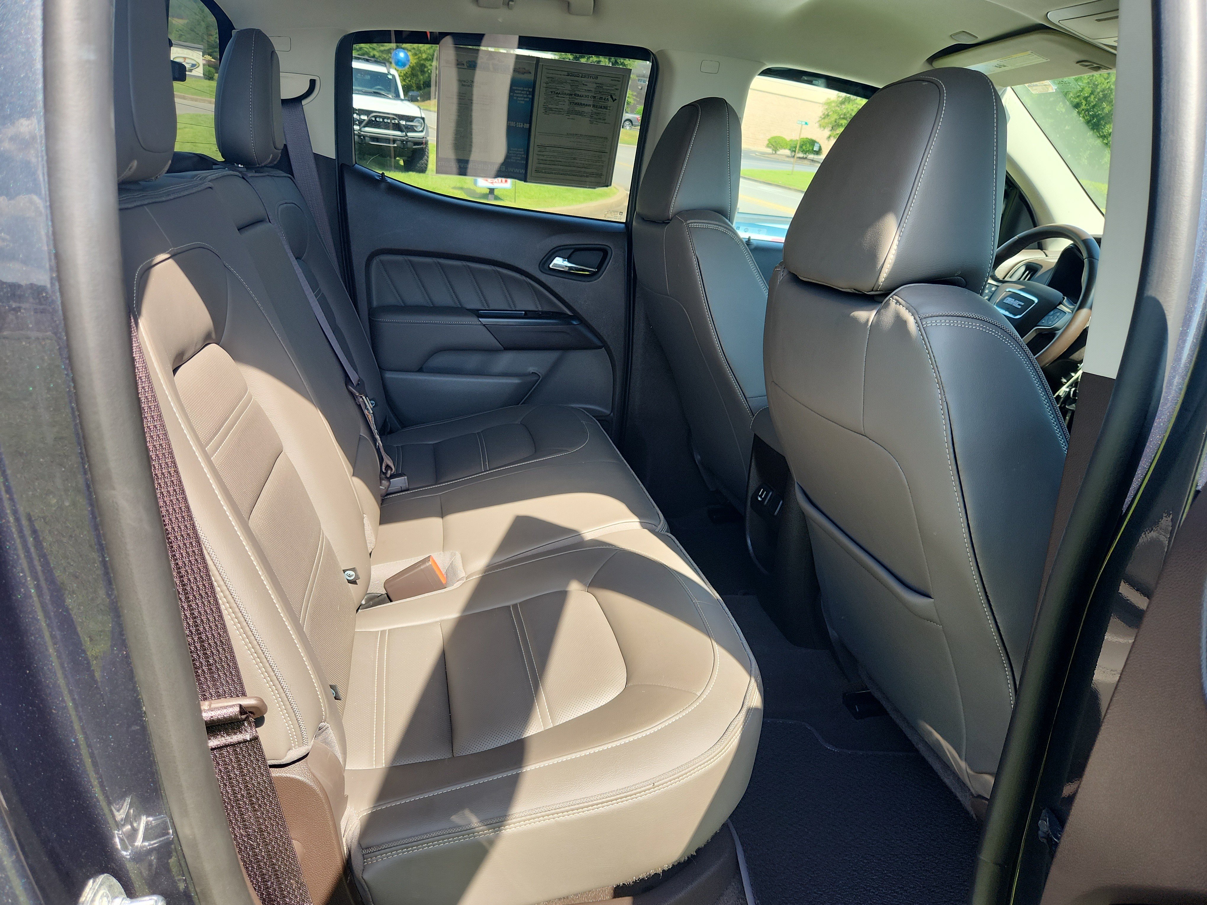 Used 2022 GMC Canyon Denali AWD/4WD image 36