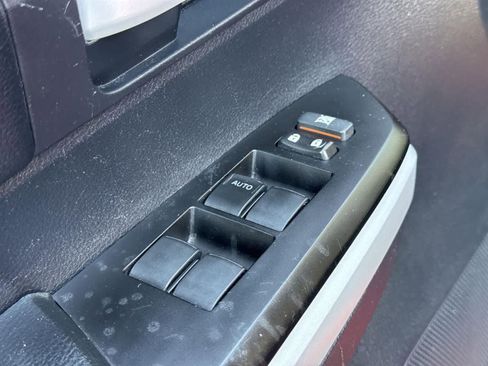 Used 2019 Toyota Tundra SR5 w/ TRD Off Road Package image 16