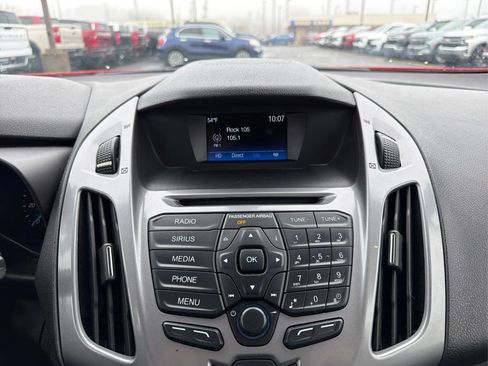 Used 2016 Ford Transit Connect XLT image 11