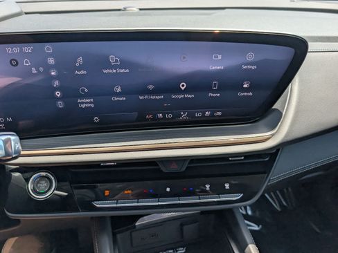 Certified 2025 Buick Envision Avenir AWD/4WD image 30