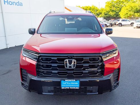 New 2026 Honda Pilot Black Edition image 3