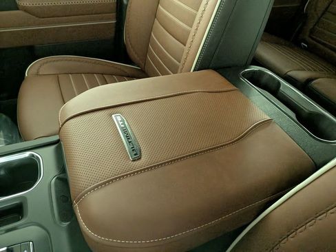 New 2026 GMC Sierra 2500 Denali Ultimate AWD/4WD image 28
